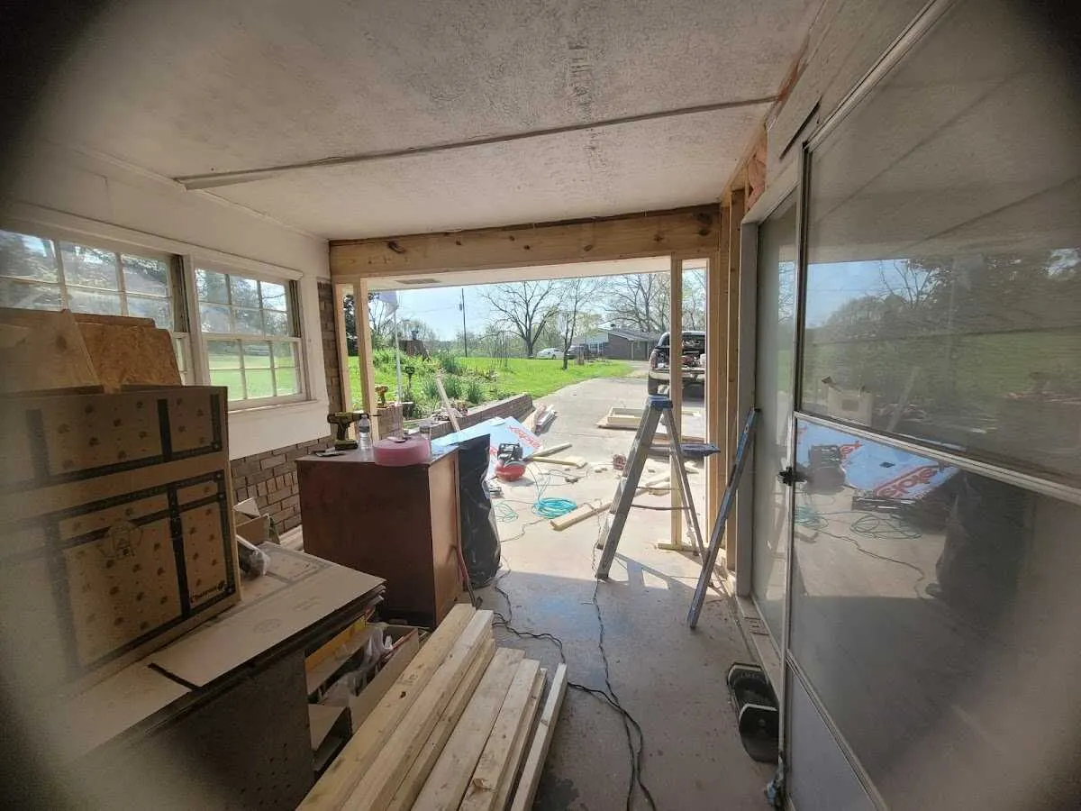 Air movers and dehumidifier for Drying & Dehumidification in Casas Adobes